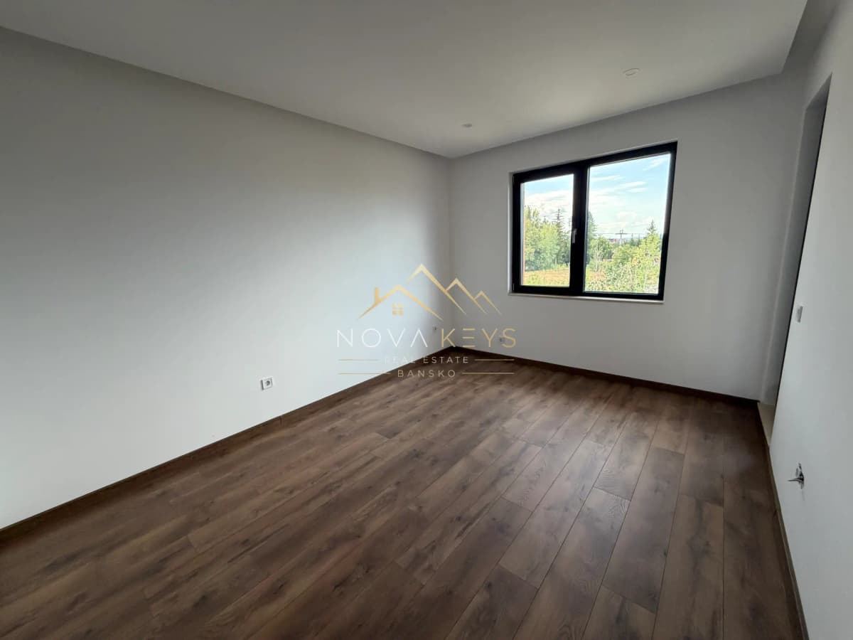 Spacious one-bedroom apartment in a residential building 5