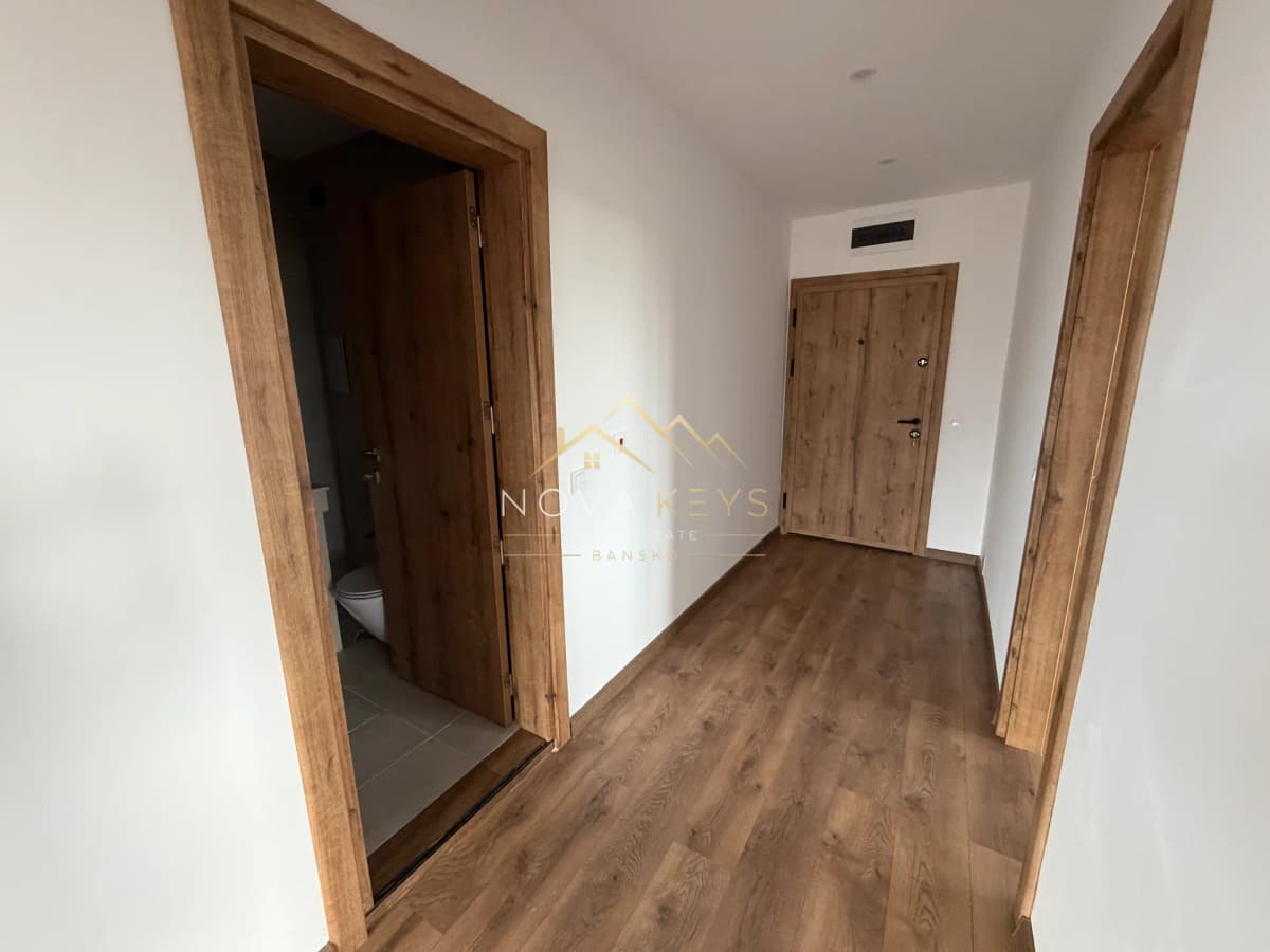 Spacious one-bedroom apartment in a residential building 4